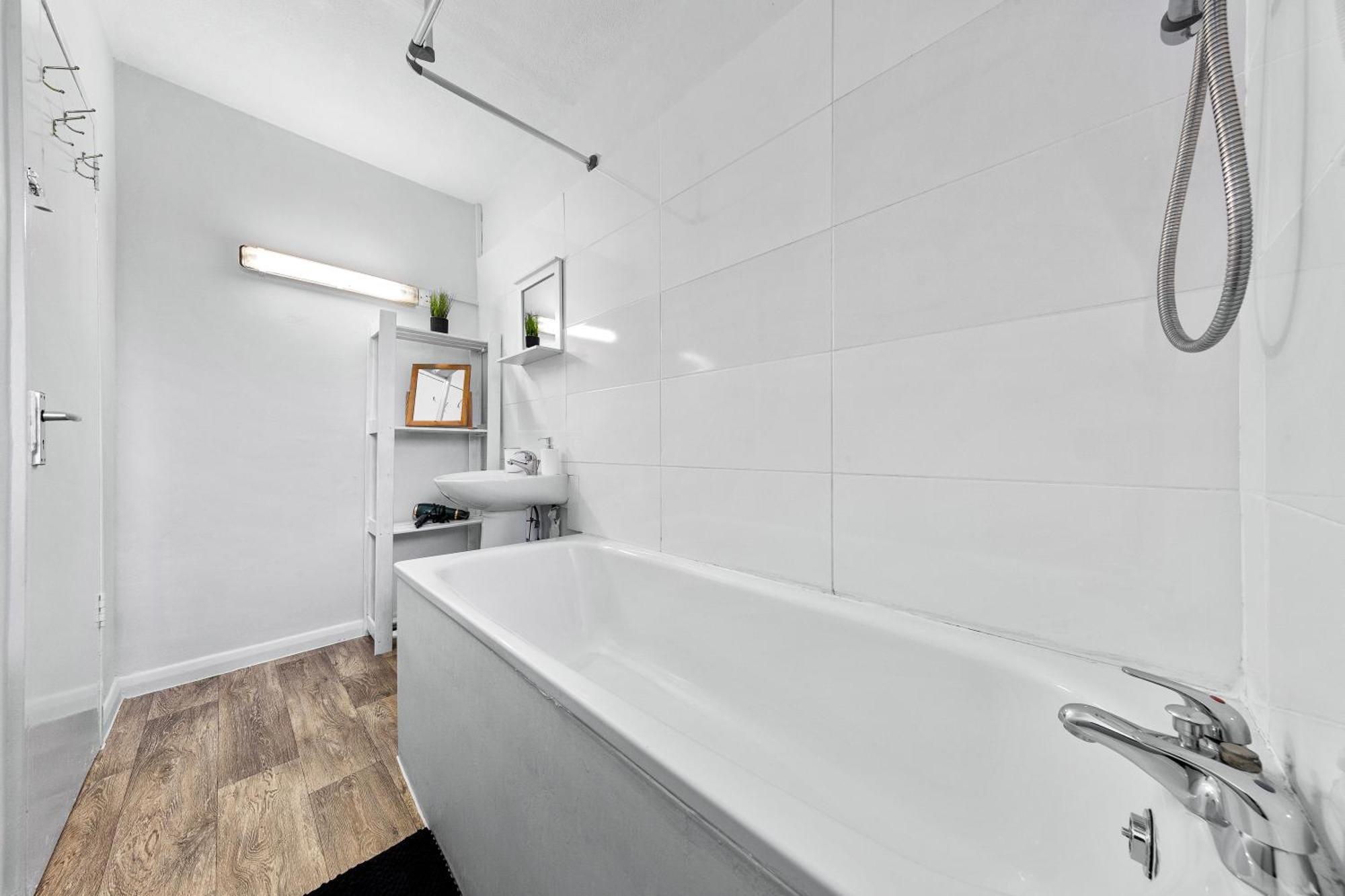 South 3 * London
